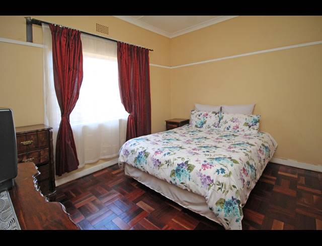 3 BEDROOM HOUSE FOR SALE IN CROSBY